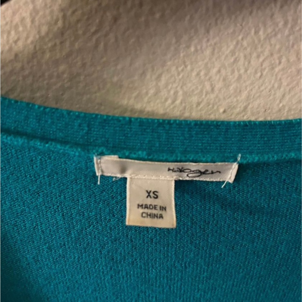 Ladies Sweater - Picture 4 of 4